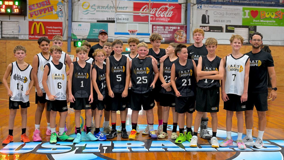 AET squad photo